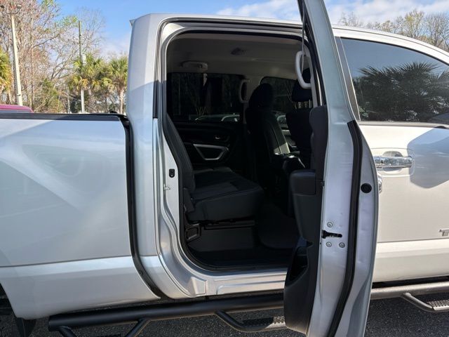 2019 Nissan Titan XD SV - Photo 31