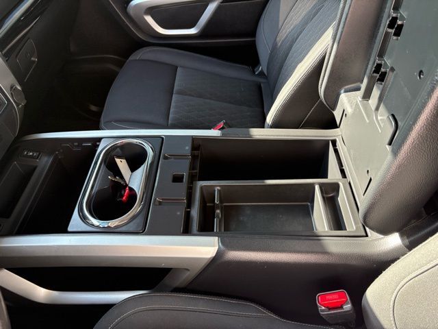 2019 Nissan Titan XD SV - Photo 25