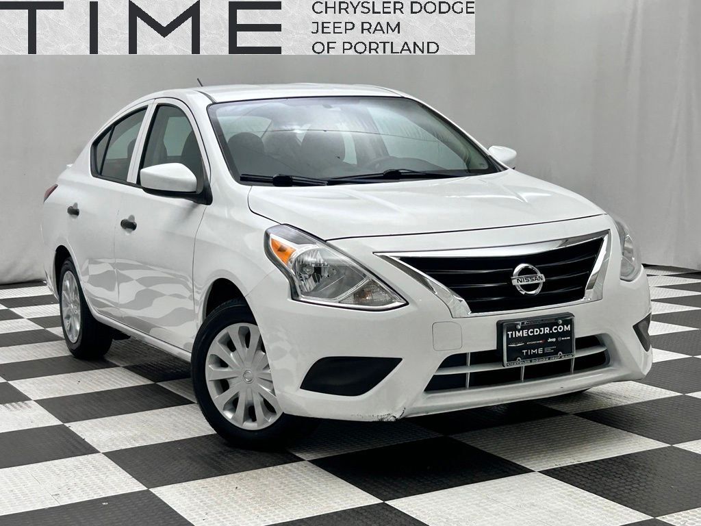2019 Nissan Versa 1.6 S Plus