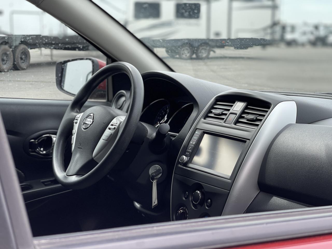 2019 Nissan Versa 1.6 SV Sedan Hayden ID