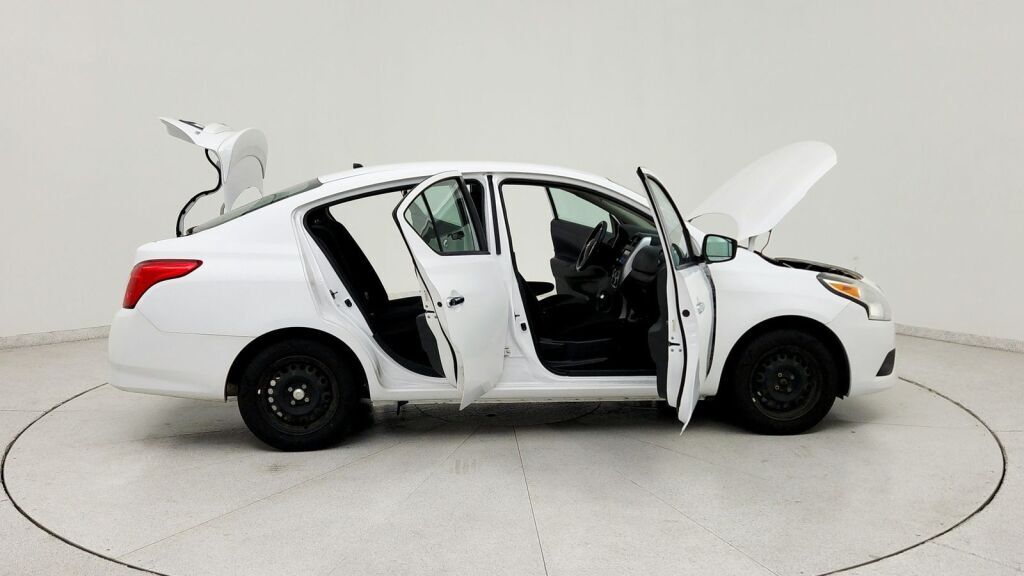 2019 Nissan Versa 1.6 SV Laurel MD