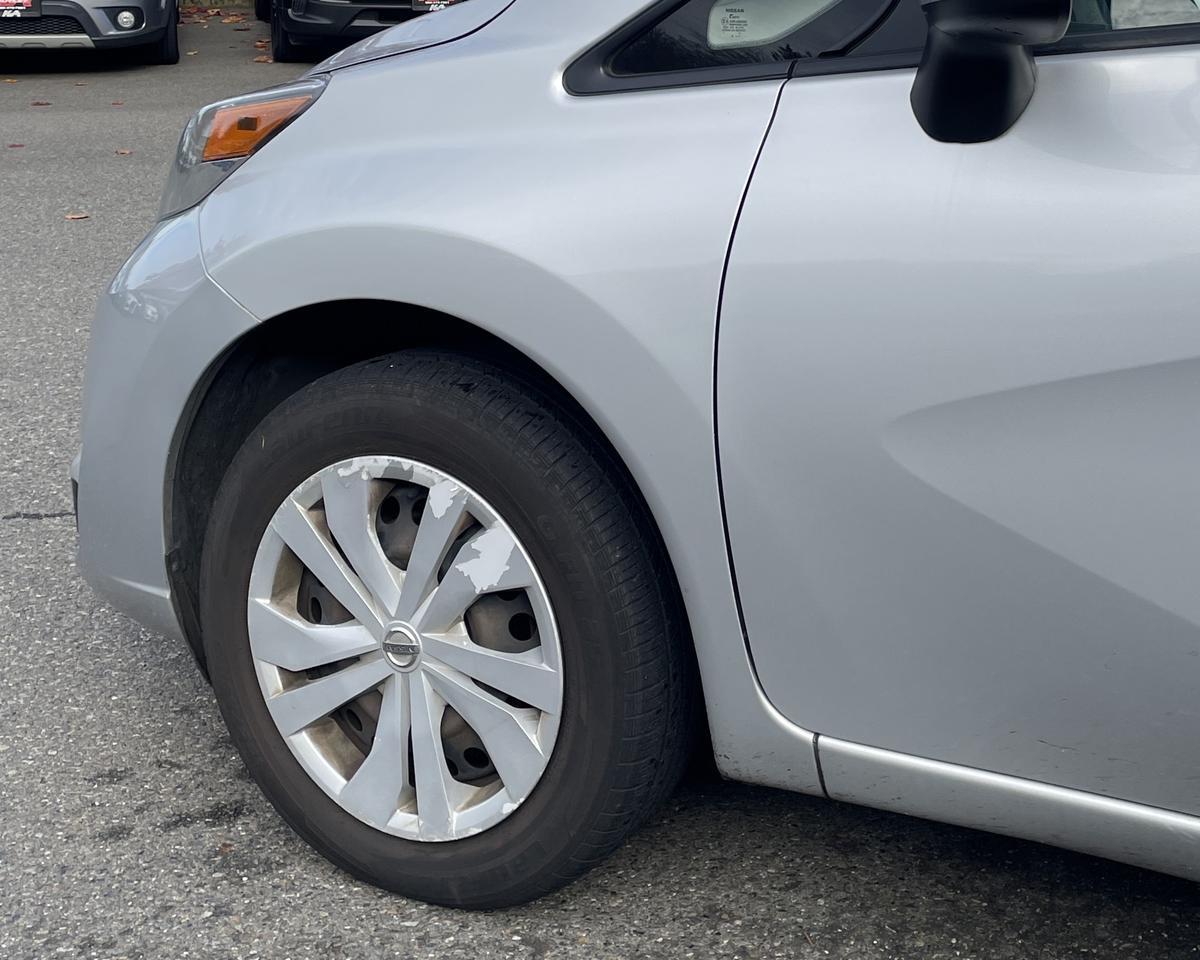 2019 Nissan Versa Note SV Hatchback 4D