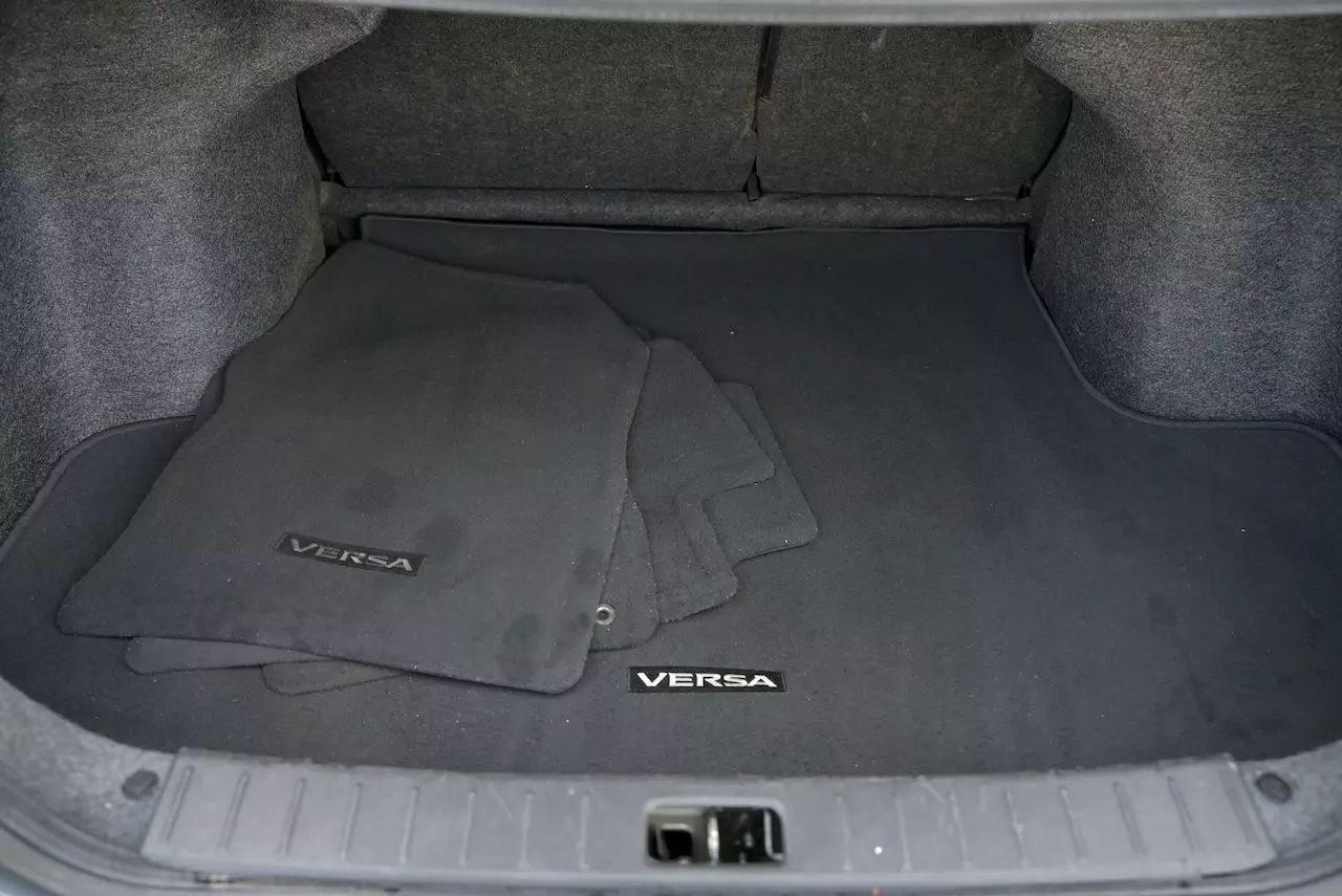 2019 Nissan Versa SV Sedan 4D Doral FL