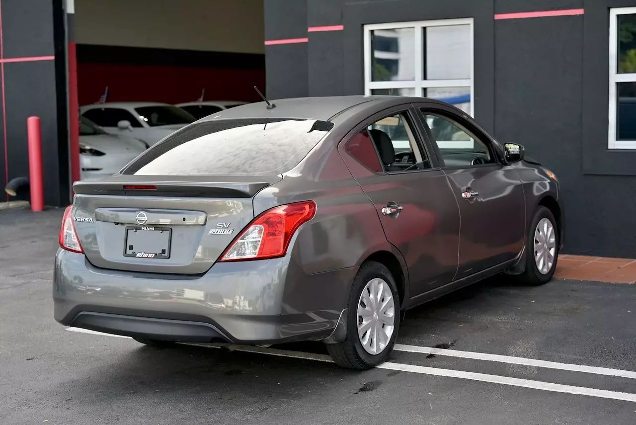 2019 Nissan Versa SV Sedan 4D Doral FL