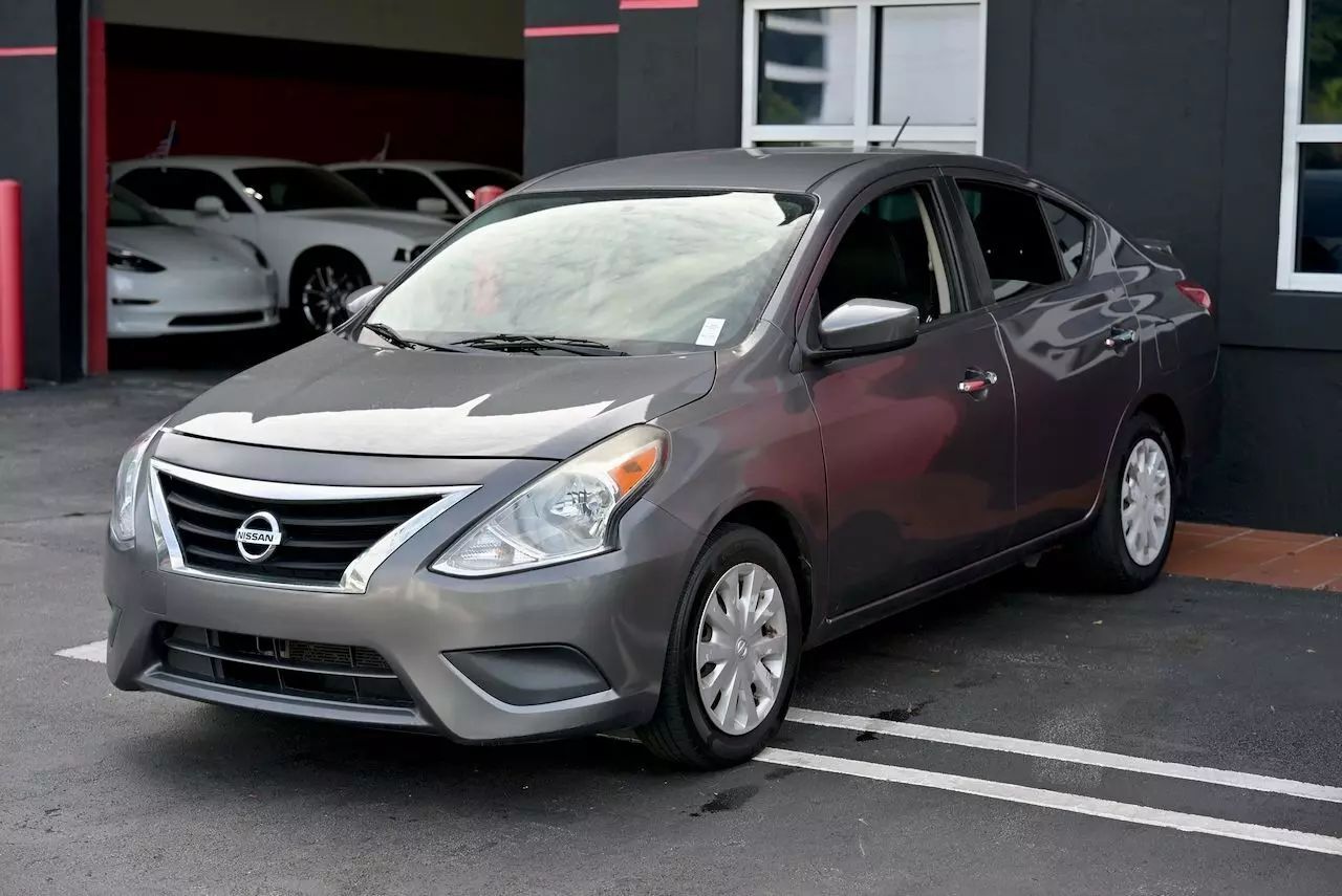 2019 Nissan Versa SV Sedan 4D Doral FL