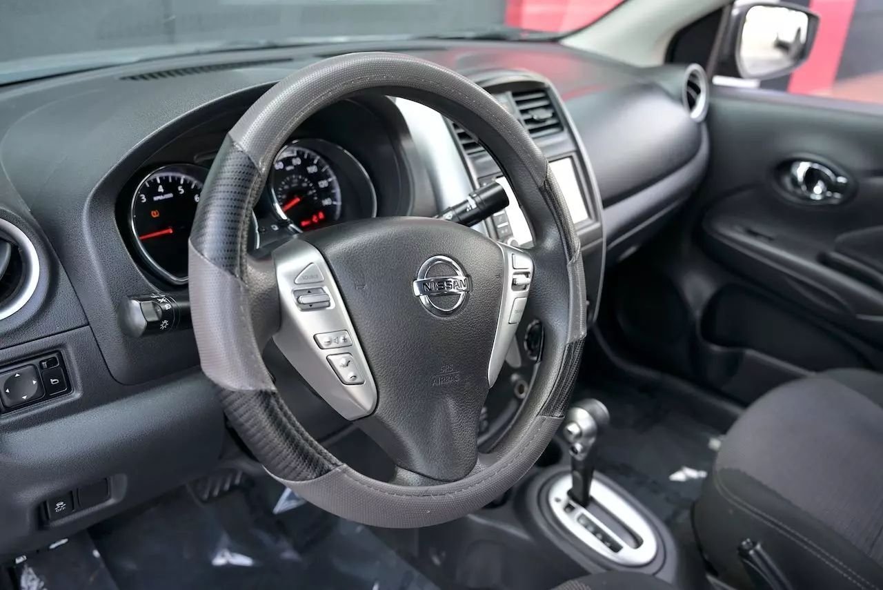 2019 Nissan Versa SV Sedan 4D Doral FL