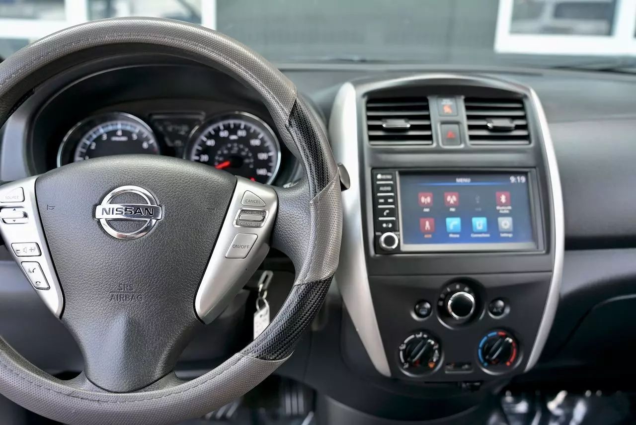 2019 Nissan Versa SV Sedan 4D Doral FL