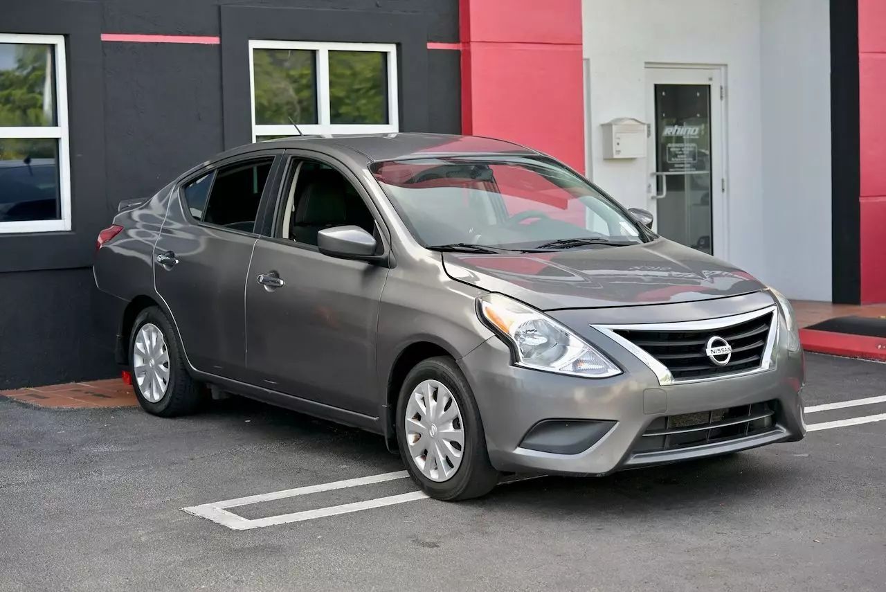 2019 Nissan Versa SV Sedan 4D Doral FL