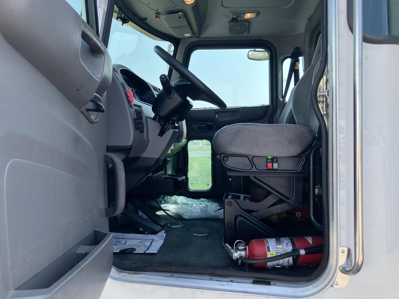 2019 Peterbilt 337 Rochester MN