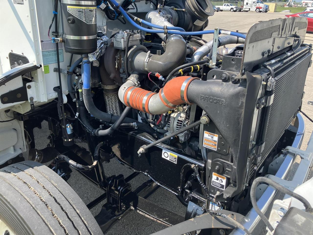 2019 Peterbilt 337 in Rochester, MN — photo 8