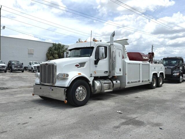 2019 Peterbilt 377 Extended Cab 30-Ton NRC 30CS Heavy Duty Wrecker Truck