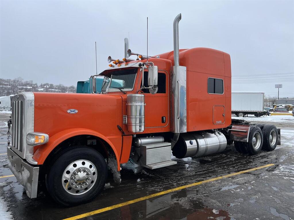 2019 Peterbilt 389 70 2019 Peterbilt 389 70