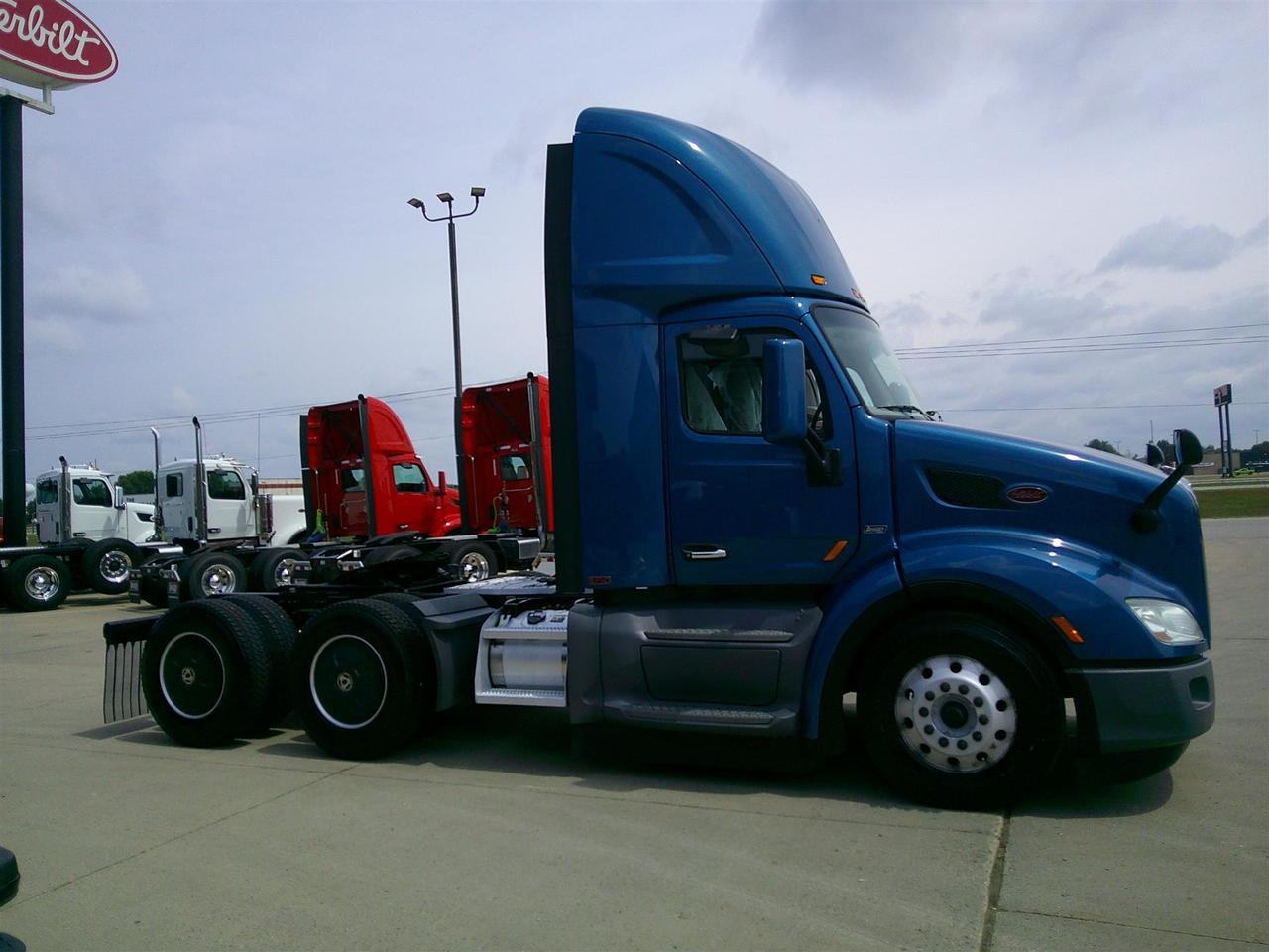 2019 Peterbilt 579 Eau Claire WI