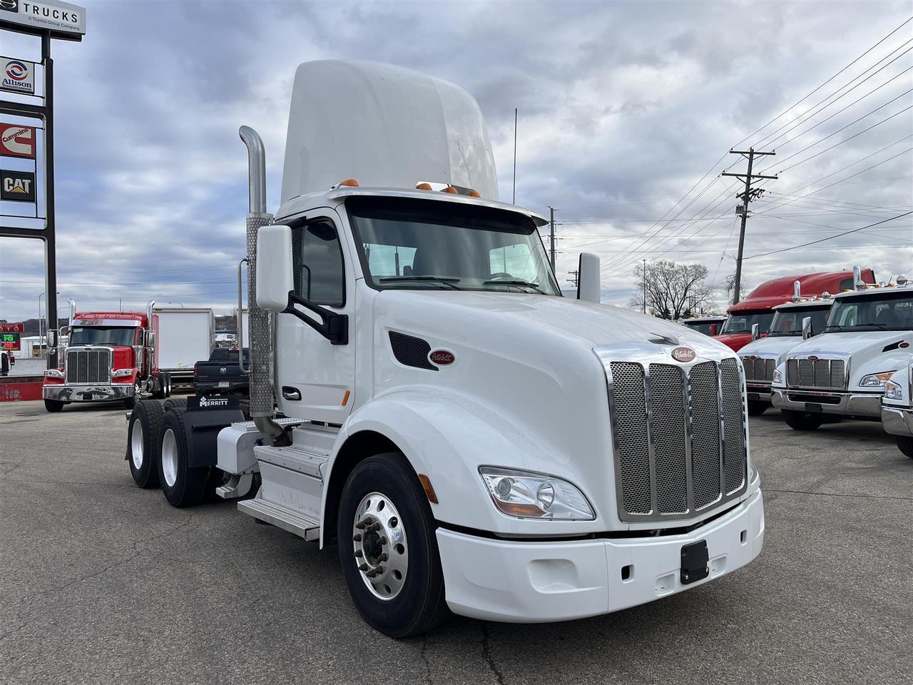 2019 Peterbilt 579 Fargo ND