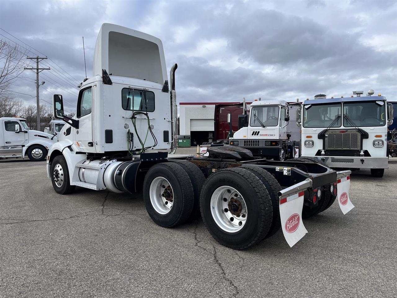 2019 Peterbilt 579 Fargo ND