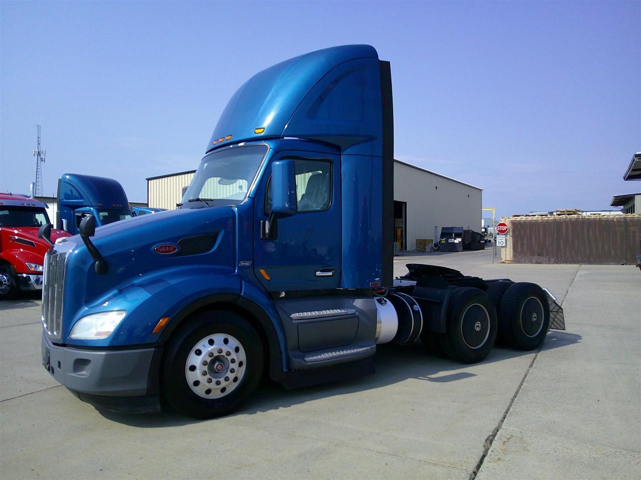2019 Peterbilt 579 Non-Sleeper