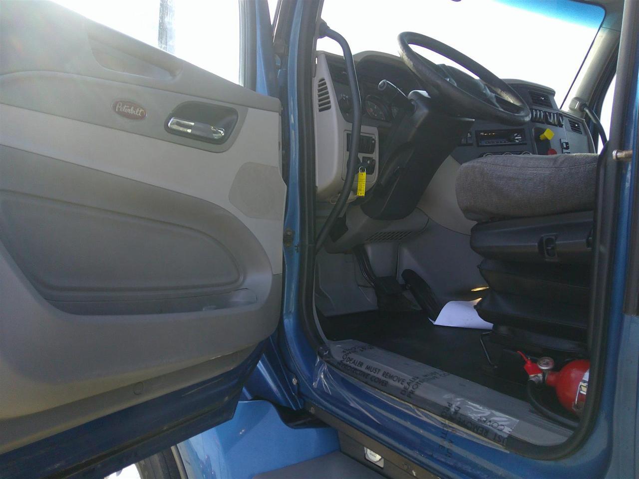 2019 Peterbilt 579 Fargo ND