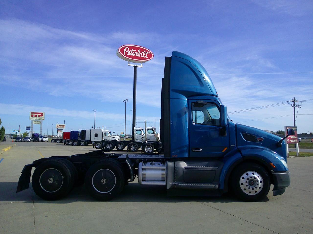 2019 Peterbilt 579 Fargo ND