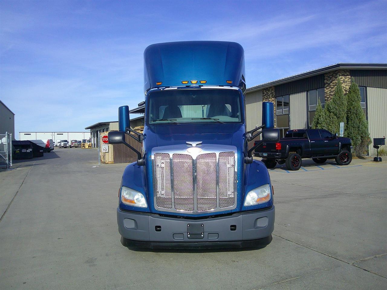 2019 Peterbilt 579 Non-Sleeper