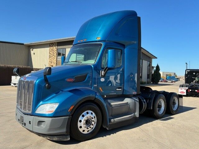 2019 Peterbilt 579 Non-Sleeper