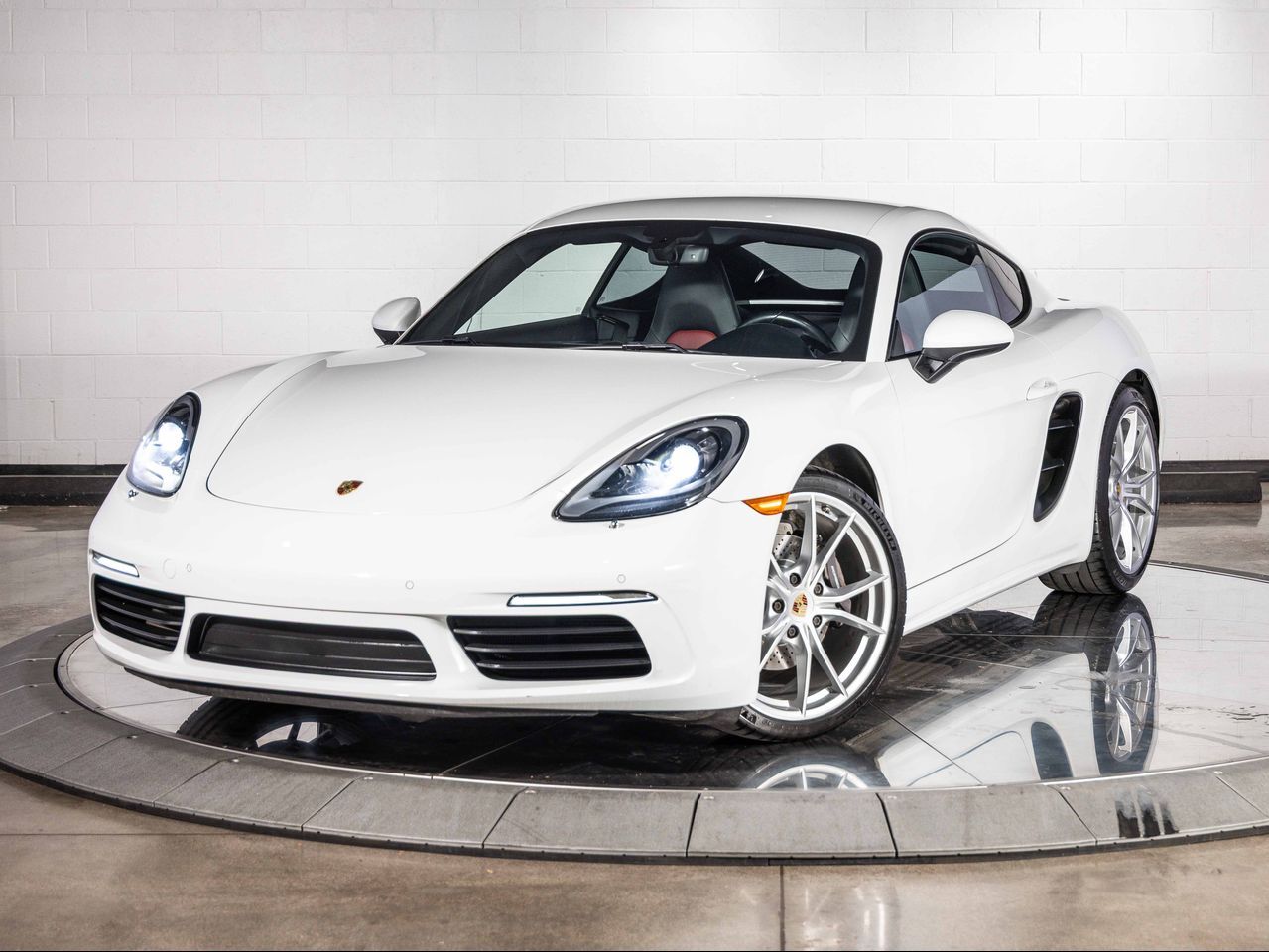 2019 Porsche 718 Cayman