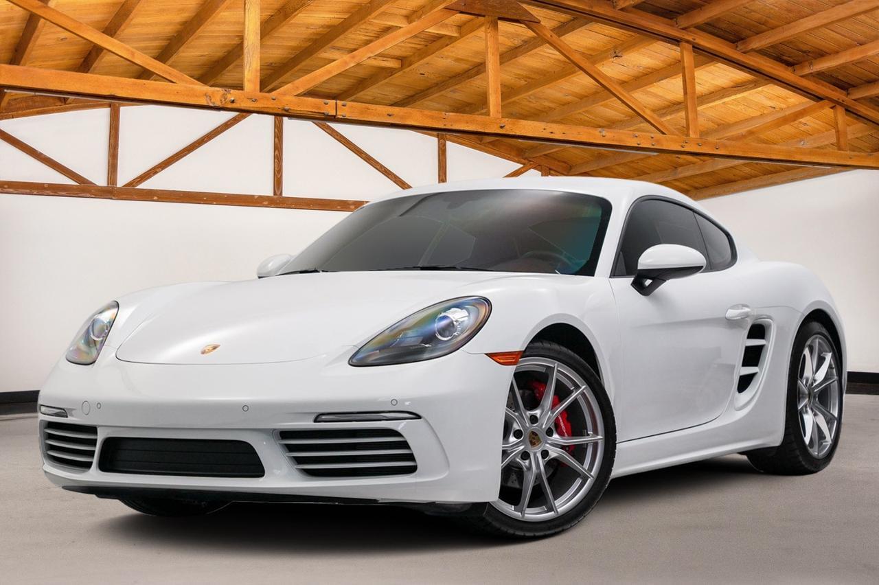 2022 Porsche Cayman Base T photo 27