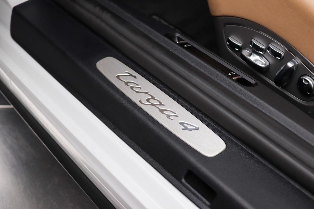 2019 Porsche 911 4 Newport Beach CA