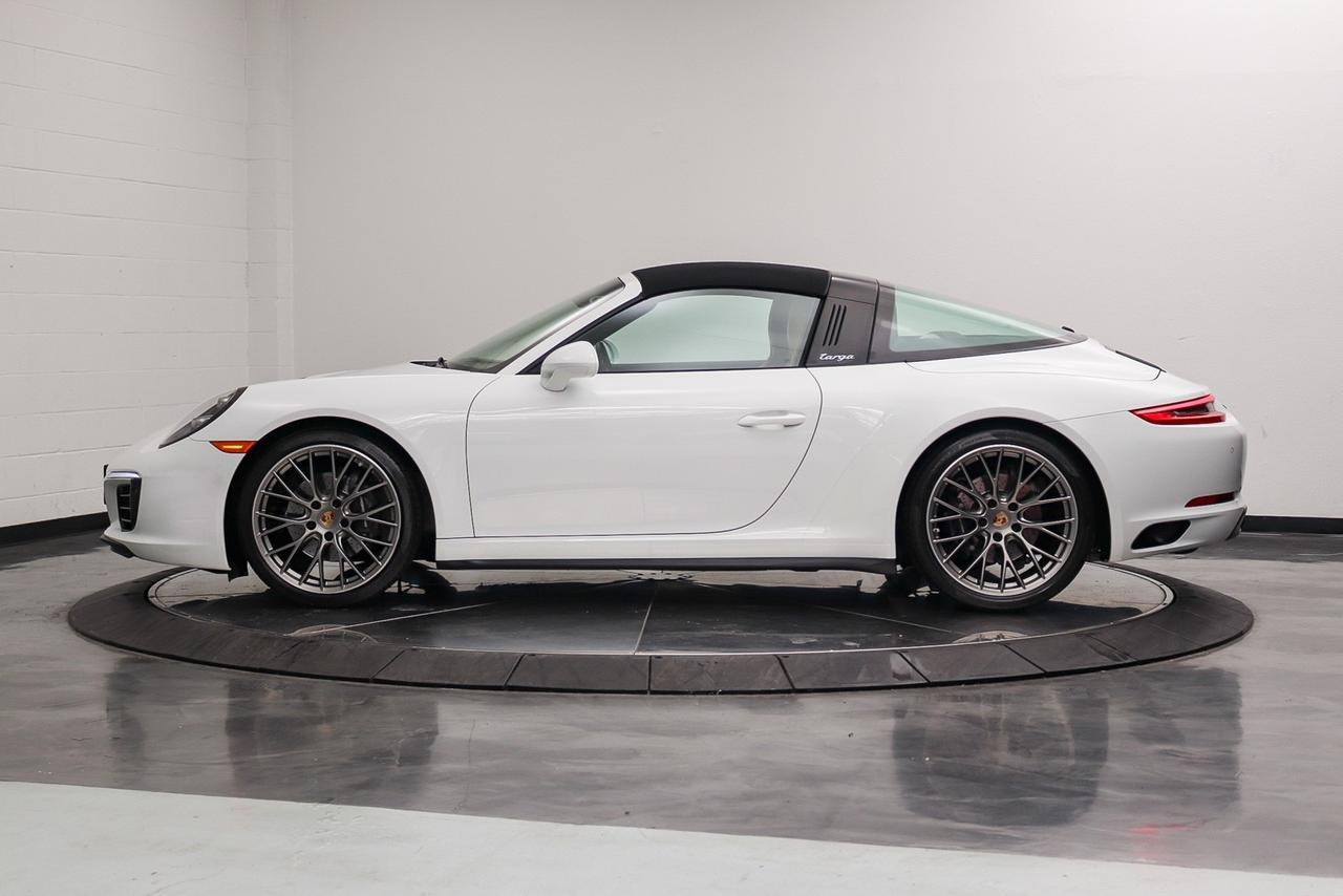 2019 Porsche 911 4 Newport Beach CA