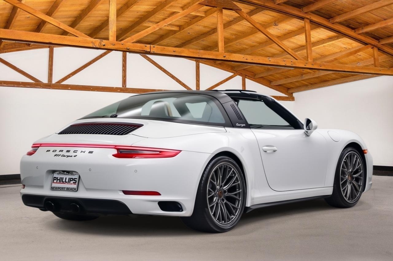 2019 Porsche 911 4 Newport Beach CA