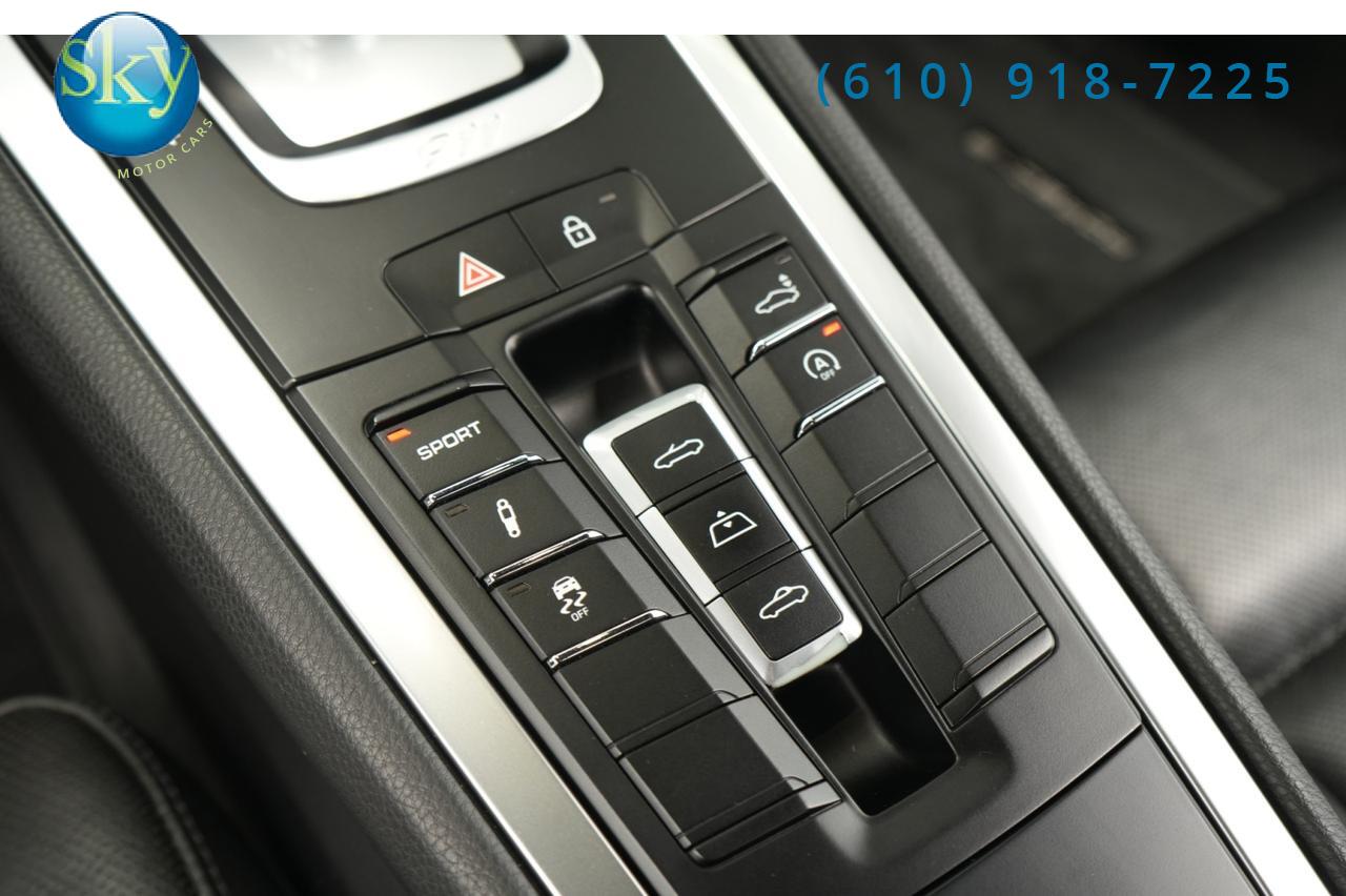 2019 Porsche 911 Cabriolet AWD Carrera 4 West Chester PA