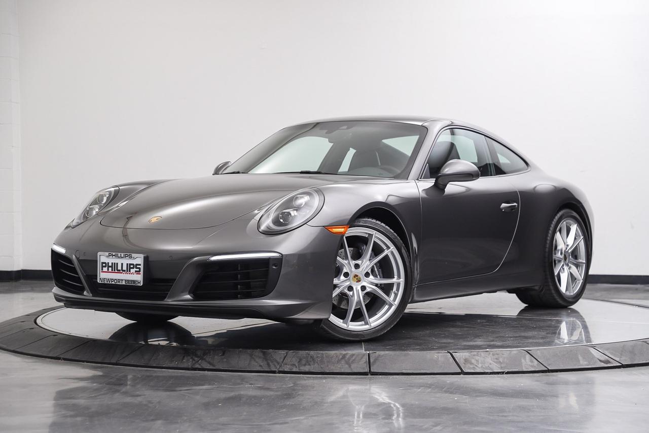 2019 Porsche 911 Carrera