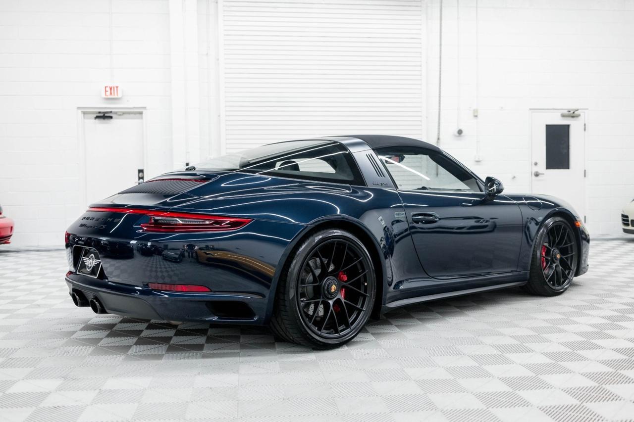 2019 Porsche 911 Targa 4 GTS