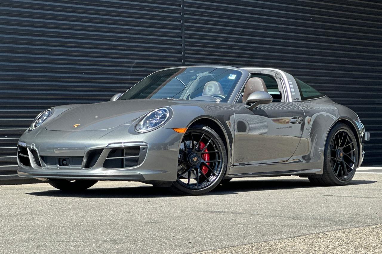 2019 Porsche 911 Targa 4 GTS