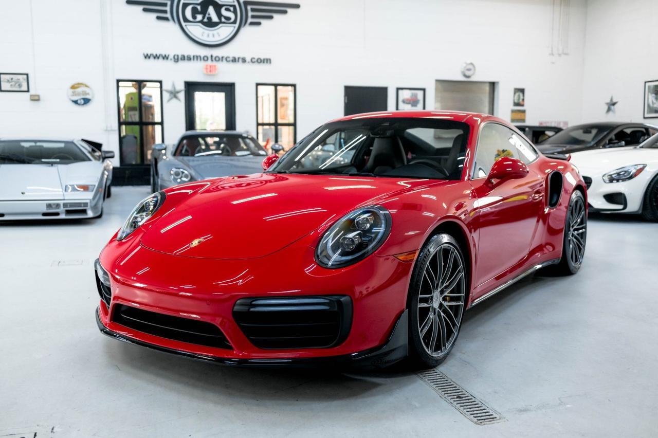 2019 Porsche 911 Turbo S
