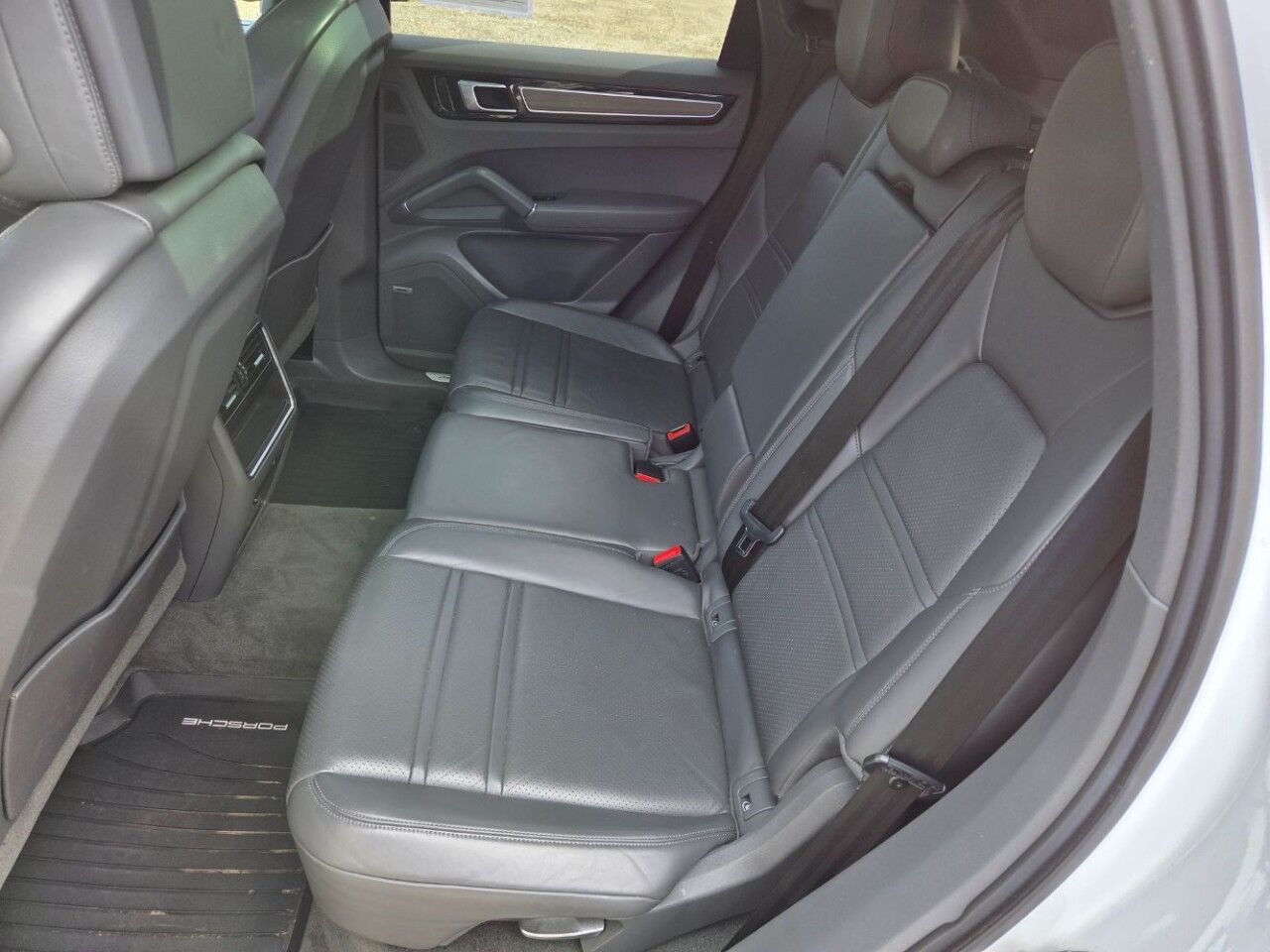 2019 Porsche Cayenne Charlton MA
