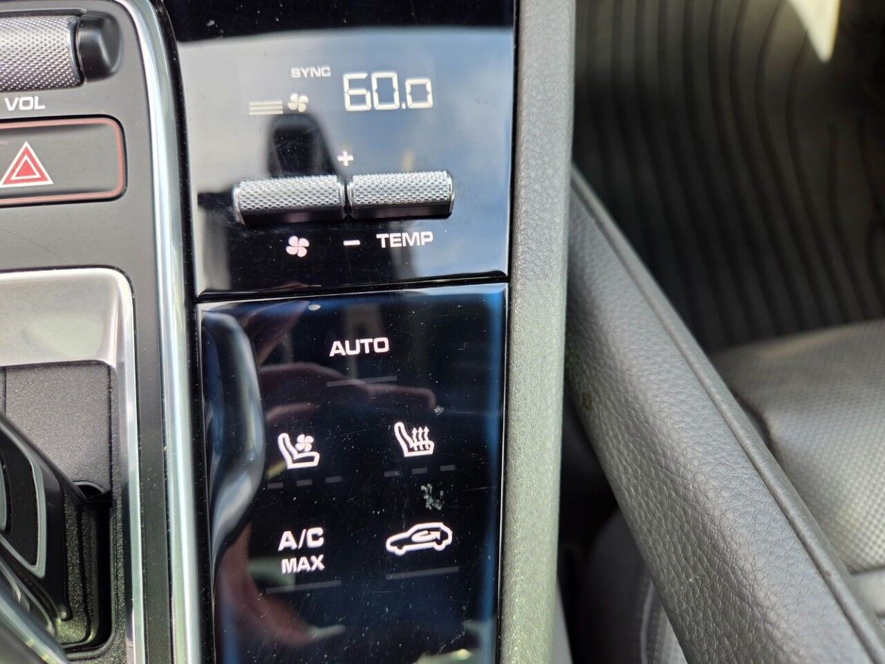 2019 Porsche Cayenne Charlton MA
