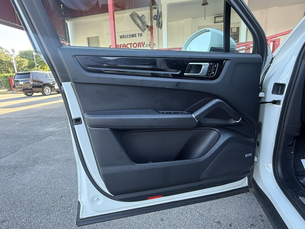 2019 Porsche Cayenne Hollywood FL