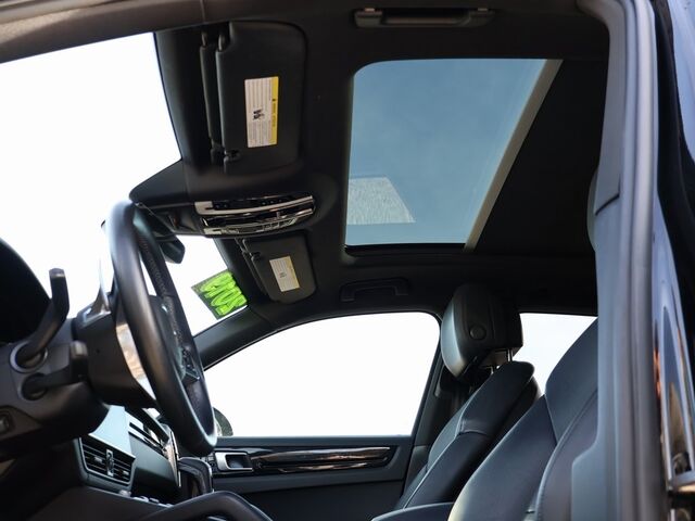 2019 Porsche Cayenne  Oshkosh WI