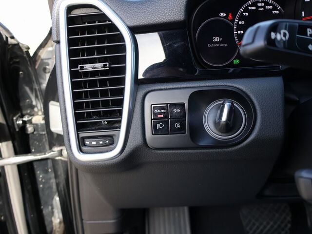 2019 Porsche Cayenne  Oshkosh WI