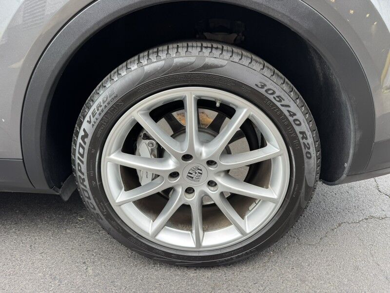 2019 Porsche Cayenne Willow Grove PA