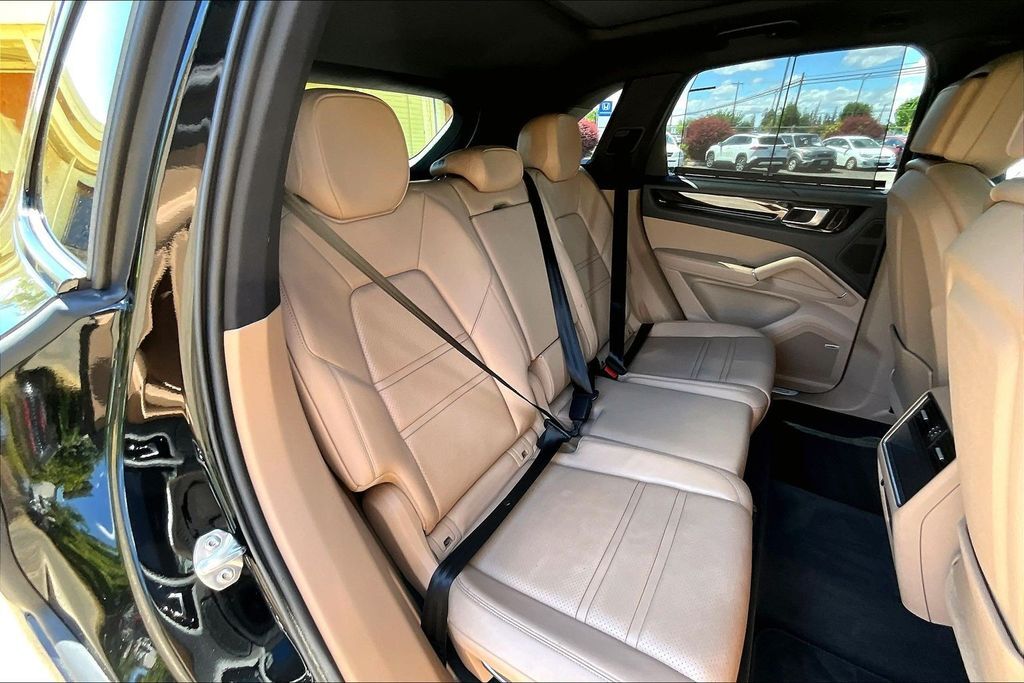 2019 Porsche Cayenne Base OR