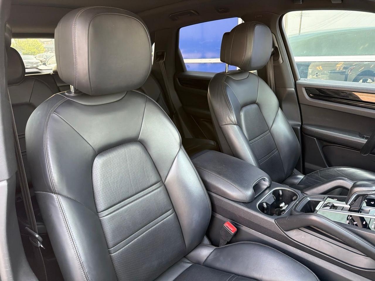 2019 Porsche Cayenne Base Bend OR