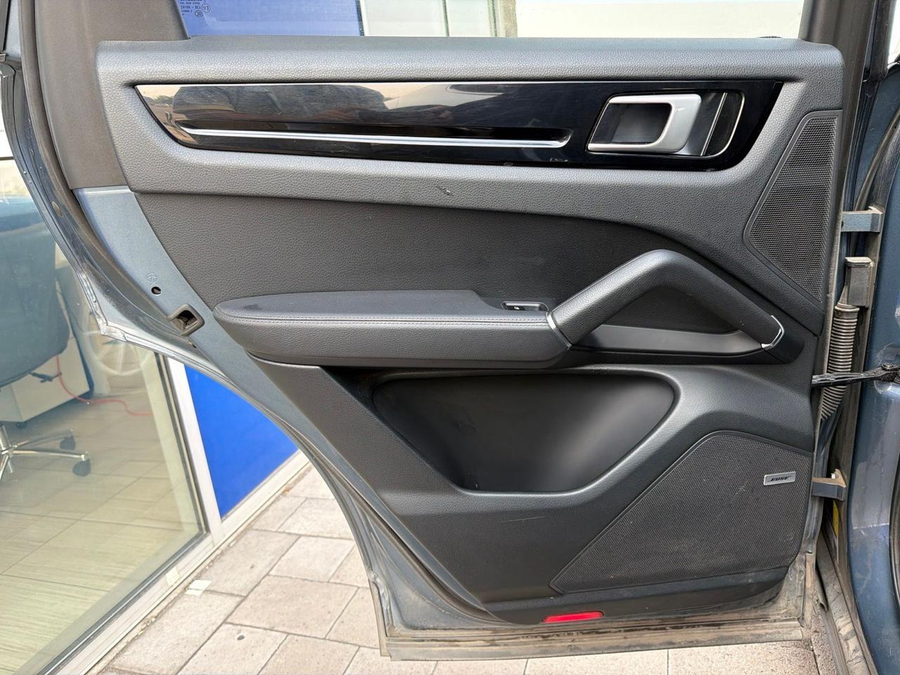 2019 Porsche Cayenne Base Bend OR