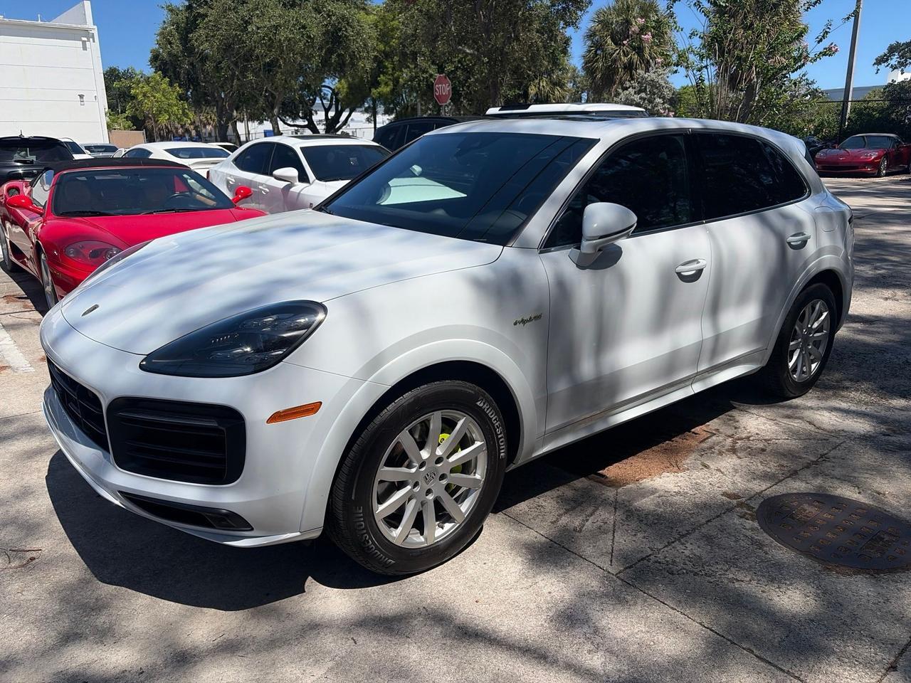 2019 Porsche Cayenne E-Hybrid Base