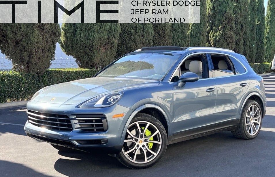 2019 Porsche Cayenne E-Hybrid Base