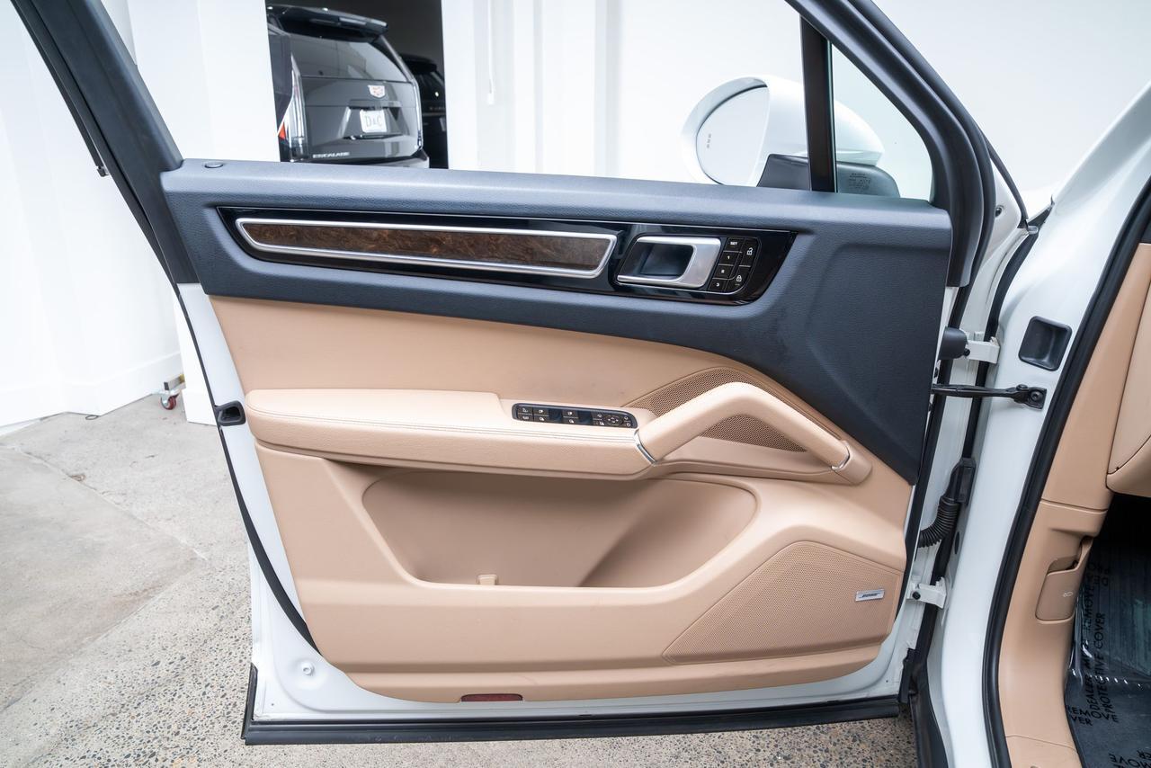 2019 Porsche Cayenne E-Hybrid Base Premium Plus Package Portland OR
