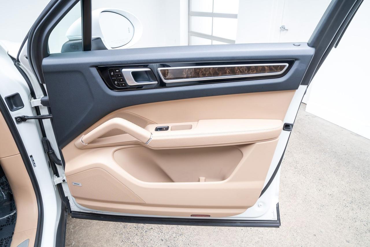 2019 Porsche Cayenne E-Hybrid Base Premium Plus Package Portland OR