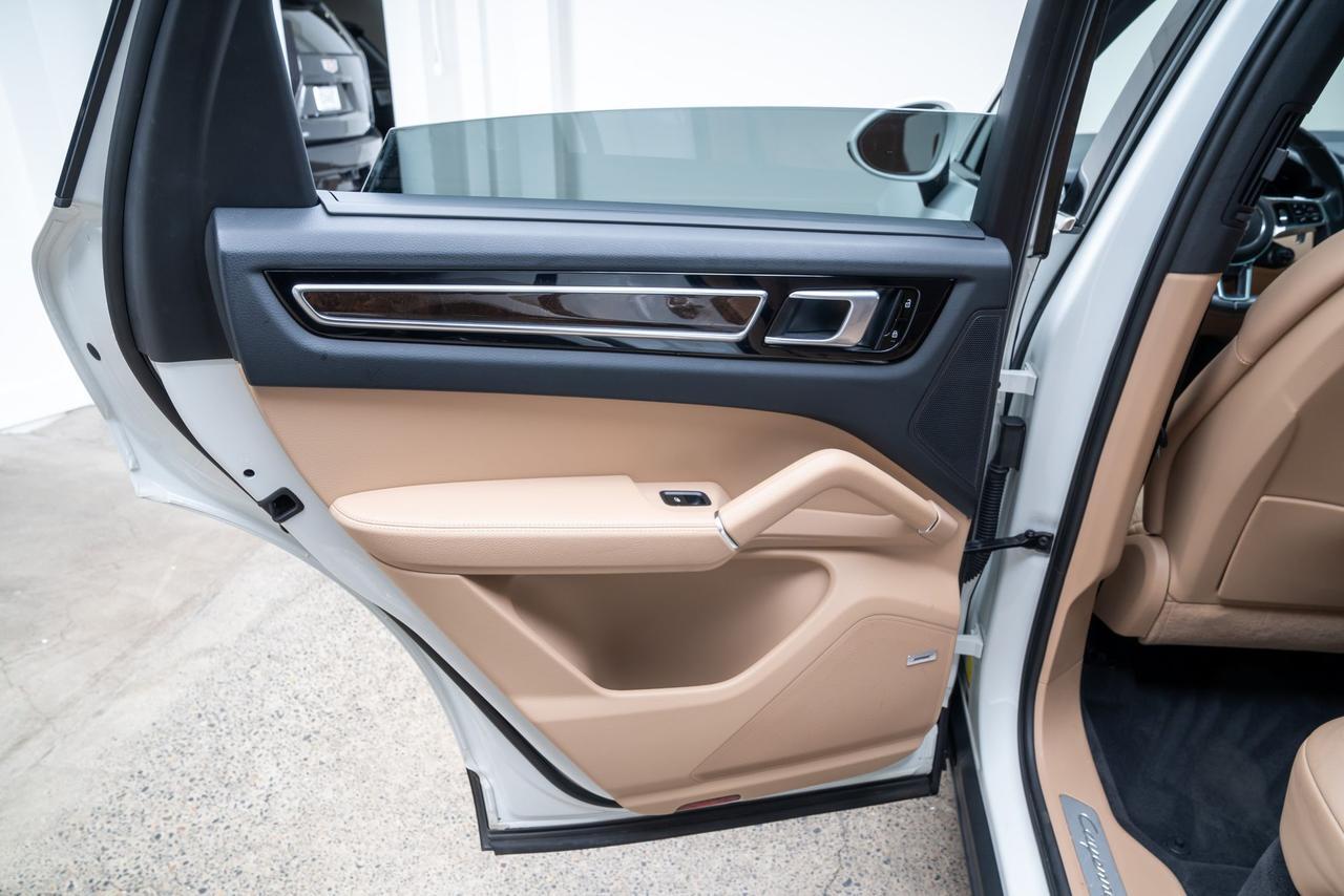 2019 Porsche Cayenne E-Hybrid Base Premium Plus Package Portland OR