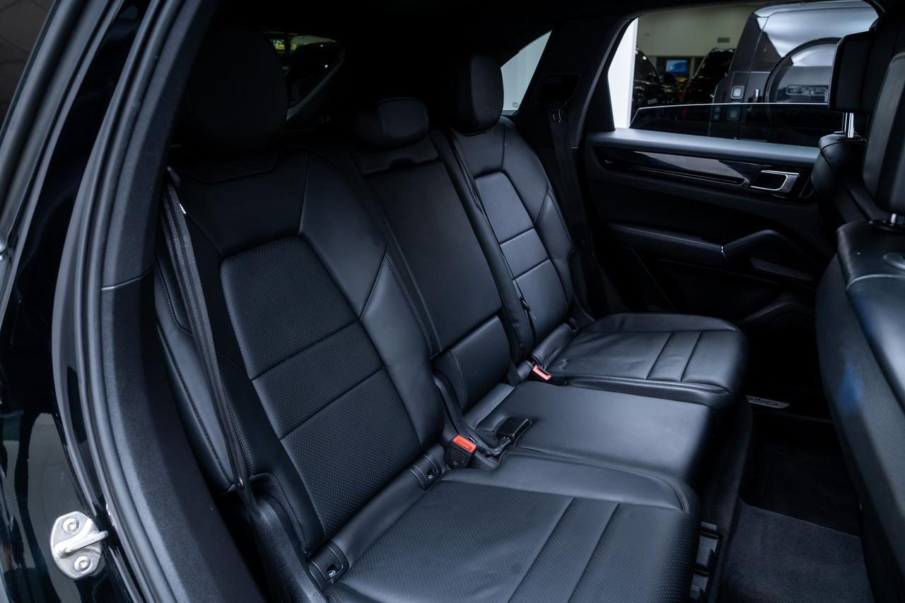 2019 Porsche Cayenne Heated Seats / Reverse Camera Portland OR