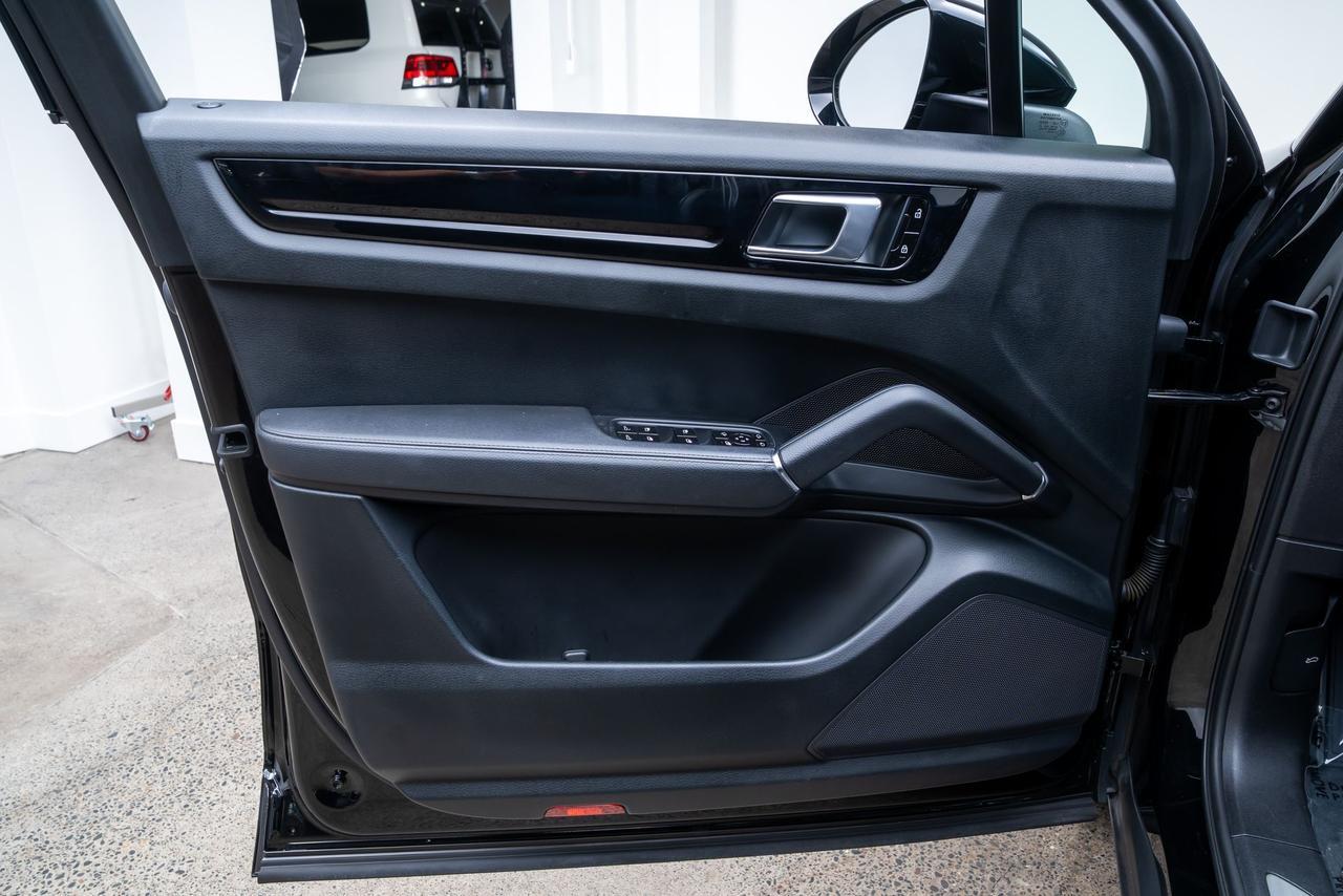 2019 Porsche Cayenne Heated Seats / Reverse Camera Portland OR